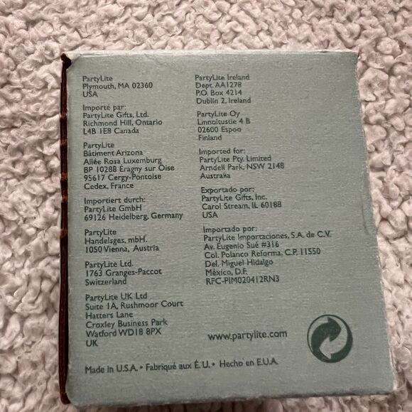 New Party Light 3.7 oz Mini Barrel Candle Apple Orchard Scented Retired Fall - Picture 5 of 8